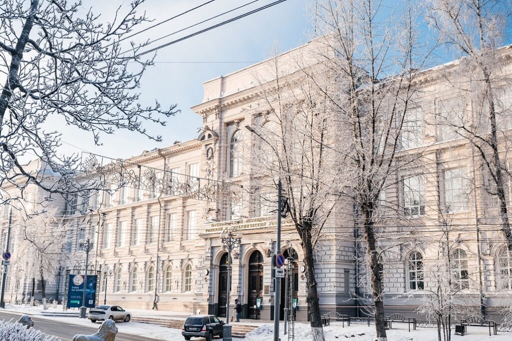 Здание Томского политехнического университета