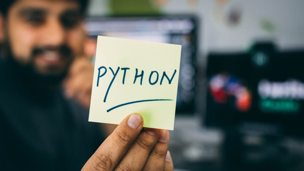 Освоение программирования с Python: основные команды 